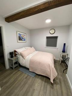 The Old Barn one bedroom apartment in Overton - 7