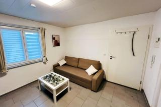 Ches Cozy Corner Helle 1 Zimmer Wohnung - Höchberg - 7