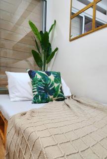 1bedroom apt at The Celandine near Ayala Mall Cloverleaf - - 2