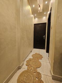 Simple sea view apartment - families only - 7