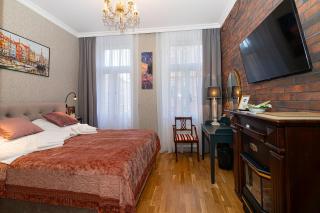 Lux Tyrsova 7 - Prag - 6