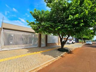 Casa 2 suítes e 2 quartos, piscina e churrasqueira - 3