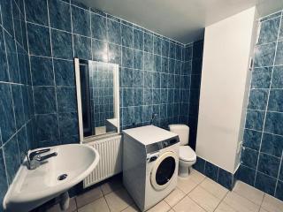 Modern & Comfortable City Center Oasis~King Bed ! - Bruxelles - 1
