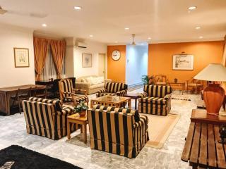 Spacious Penthouse for Big Group near National Zoo - Kuala Lumpur - 0