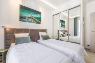 Wow this view! 2BR facing Old Port 4th floor Olam Properties - 1