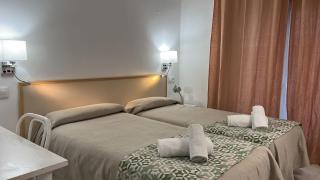 Hostal Alhambra Tarragona - Tarragona - 8