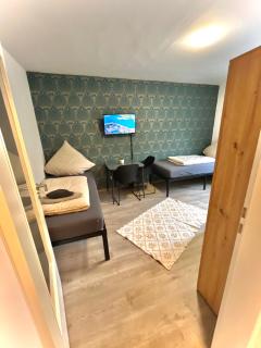 RentApart`s Nürnberg 4Room Apartment - Nuremberg - 4