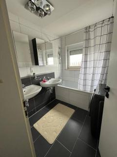 Ferienwohnung OUTLETCITY Metzingen - Metzingen - 4