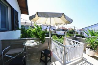 Apartment House Isabel - 4