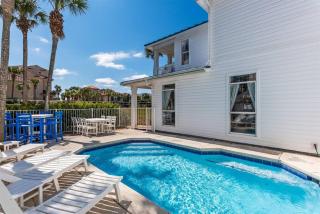 At Last 100' to Beach Access Close to Shops - Destin - 9