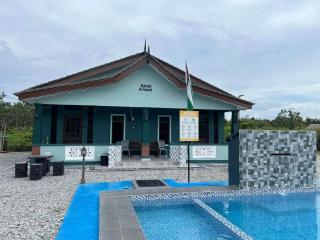 Rumah Armand Studio Family with Swimming Pool Pengkalan Balak Tg Bidara Masjid Tanah Melaka - - 1