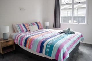 Dog Friendly, Central, sleeps 8 - 7