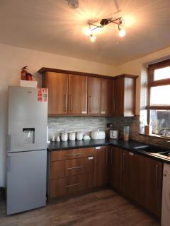 3 bed Hawthorn Berries House driveway & garden, M6 & M58 - Wigan - 9