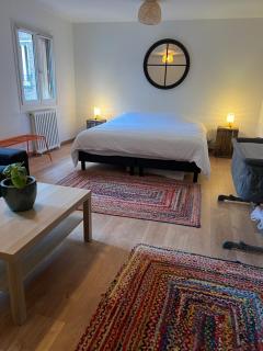 Spacious Private House 160sqm Prime Location with Yard and Parking for 2 Cars - Saint-Ouen - 5