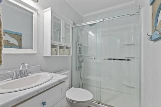 By The Sea: Gorgeous ocean views with balcony! - North Topsail Beach - 8