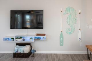 Cozy Coastal Home Near Beaches, Shops, Restaurants - Southport - 6
