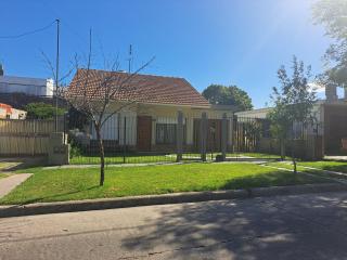 Casa con piscina. Playa grande - Mar del Plata - 0
