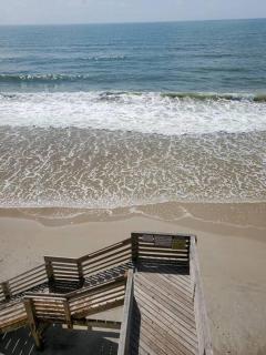 The Lookout: Tranquil Beachfront Condo - North Topsail Beach - 1