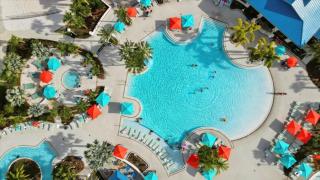 10 Bedrooms 8 Bathrooms Windsor Island 4433 Kr - 3