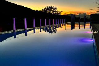 Estadia perfeita em Florianópolis: Apartamento com 2 Quartos, 1 Suíte e Churrasqueira no Ribeirão da Ilha - Uma Oportunidade Imperdível - Florianópolis - 0