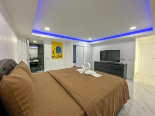 STUNNING BEACHFRONT VIEW LUXURIOUS Apartment 40 - 5