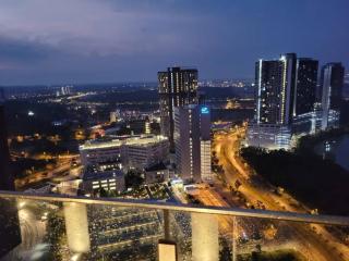 A2502 Grand Medini Studio 100mbps Netflix By STAY - Nusajaya - 0