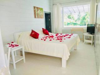 The Sunny Hill Pool Villa 180° Panoramic Sea View - - 8