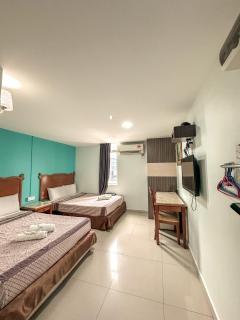 G Star Hotel - Pantai Remis - 1
