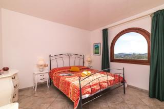 Quiet Sanibel - Happy Rentals - Monte Petrosu - 1