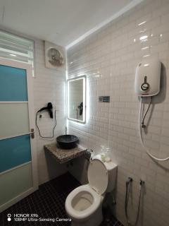 IX HOTEL CEMPAKA 33 - 4 Pax - 9