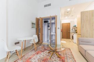 HAVN - Studio Apartment in Pantheon Elysee, JVC - Dubai - 3