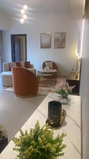 Luxury - Fully Furnished 1BHK Apartment - Dubai - 9