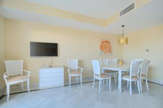 Cozy 3 bed duplex apartment with shared swimming pool in Nueva Andalucia - Marbella - 6