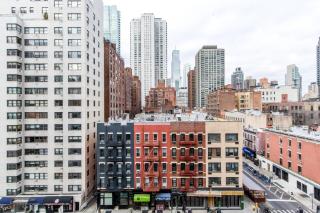 Midtown East 2br w gym doorman nr sutton park NYC-1392 - 8