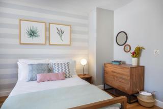 Theater District Studio w Indoor pool NYC-142 - 2