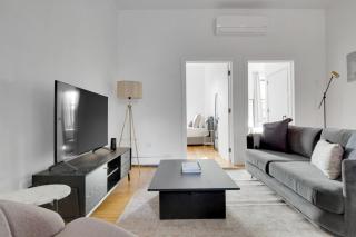 Williamsburg 2br w wd private deck nr Ferry NYC-707 - 9
