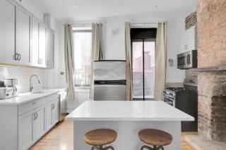 Williamsburg 2br w wd private deck nr Ferry NYC-707 - 4