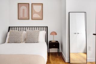 Little Italy 1br w in-unit wd short nr SoHo NYC-727 - New York - 3
