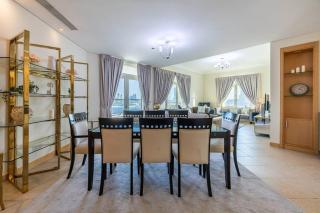 Fully Upgraded, Amazing 3 plus maid at the Palm - Dubai - 1