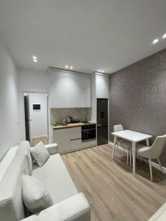 Studio Apt. 98/303 Near City Center - Tirana - 4