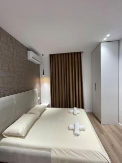 Studio Apt. 98/303 Near City Center - Tirana - 3