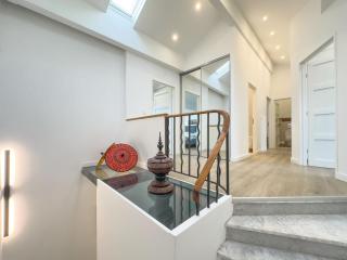 Le Duplex by Winsome Destination - 3