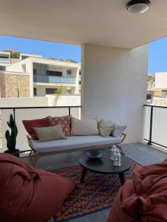 T3 pour 6 dans résidence neuve avec piscine - 2