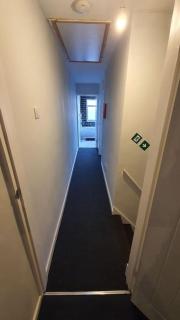 Contractors-City Centre-Parking-Sleeps 9 -Smart TV, 2 Bathrooms! - Coventry - 5