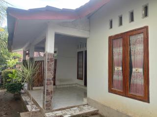 Maeza Homestay - Kuta Lombok - 4
