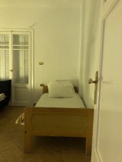 Unique room near the airport - 4