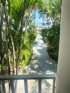 Cabarete Kite Beach Rooms & Condos - Cabarete - 9