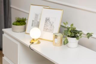 White & Gold Marble Apartment Łódź Fabryczna by Noclegi Renters - Łódź - 8