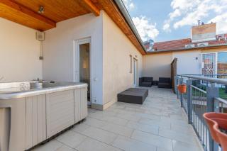 Modern Penthouse Private Terrace Jacuzzi - Budapest - 8