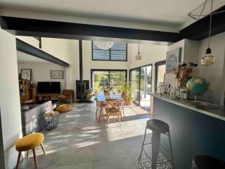 MAGNIFIQUE VILLA D’ARCHITECTE avec piscine - Saint-Laurent-dʼAigouze - 8